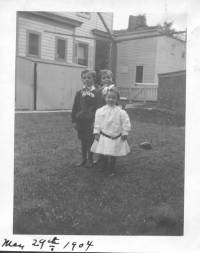 img-shoemakers.1904.3.jpg img-shoemakers.1904.3.jpg
