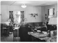 img-the_elms_house.19.jpg img-the_elms_house.19.jpg