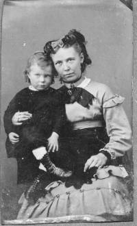 img-unknown_person.27.jpg img-unknown_person.27.jpg