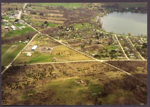 img-wayne_corner_store.1992c.jpg